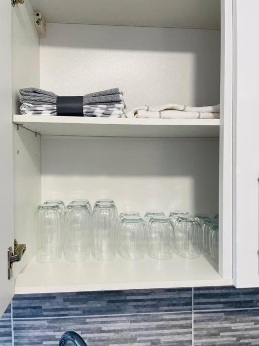 Superb And Comfortable 3Bd Home In 다게넘 외부 사진